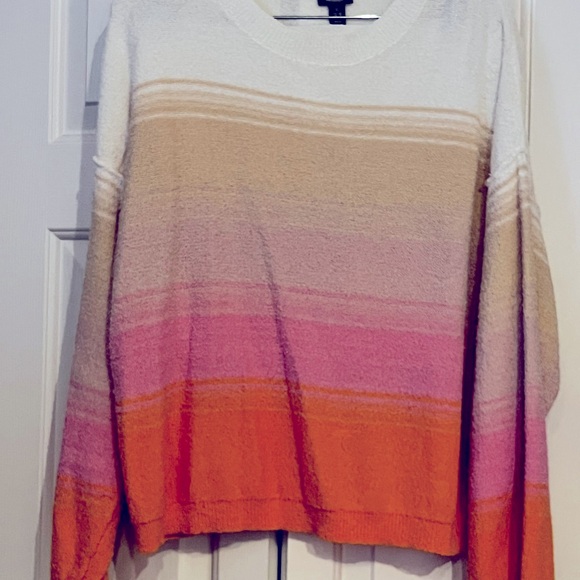 Comfortable Knit Short Set - Picture 1 of 7